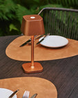 Ava kabellose Tischlampe Kupfer