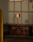 Ava kabellose Tischlampe Kupfer