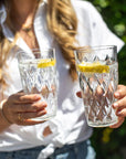 Das große Koziol Crystal L mit 450ml als perfekter Campingglas Reisebegleiter, da sich die Gläser platzsparend in der Campingküche stapeln lassen | Jetzt kaufen bei Wildnest Glamping