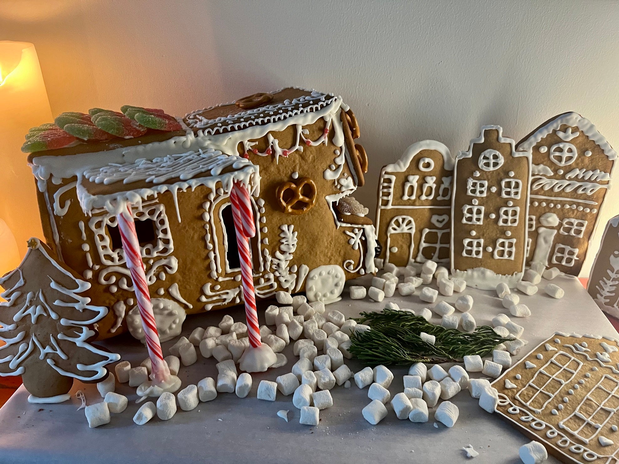 Kostenlose Lebkuchen-Camper Schablone