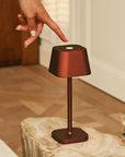 Ava kabellose Tischlampe Bronze