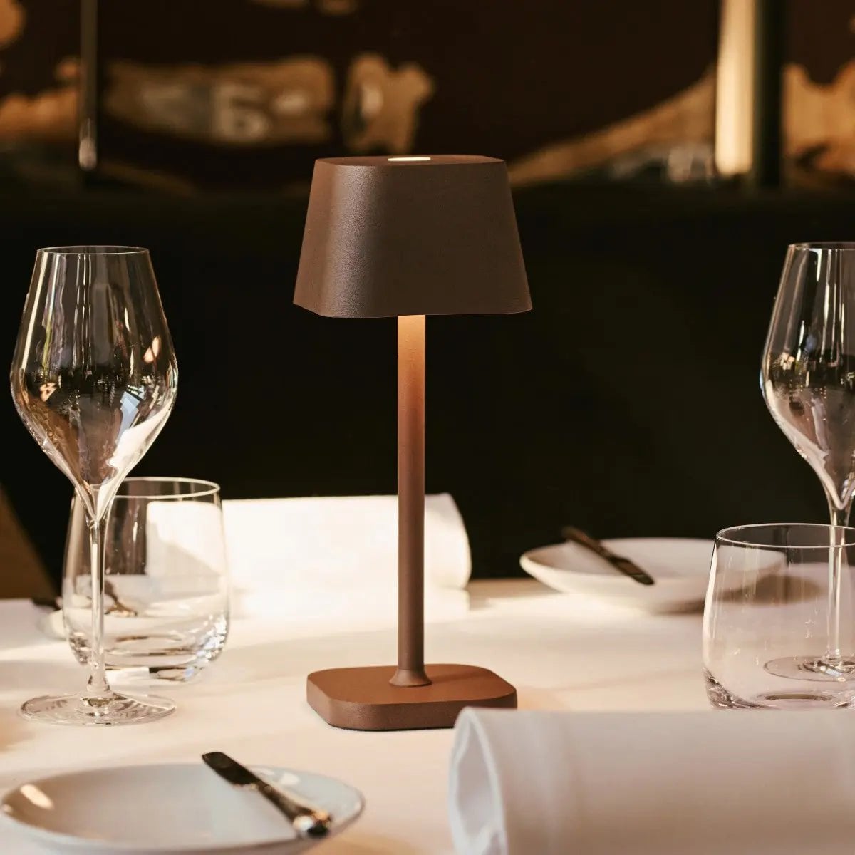 Ava kabellose Tischlampe Mokkabraun