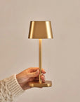 Ava kabellose Tischlampe Gold