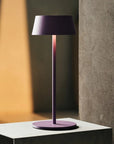 Hugo kabellose Tischlampe Violet