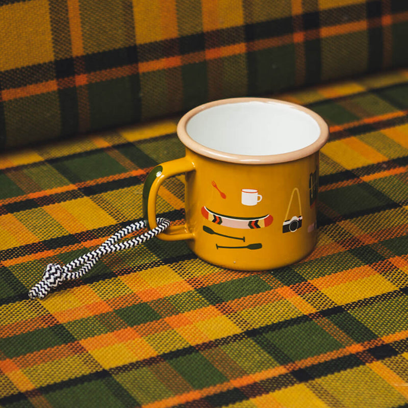 Roadtyping Emaille Tasse Camp Stuff