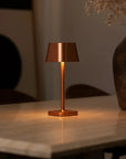 Ava kabellose Tischlampe Kupfer
