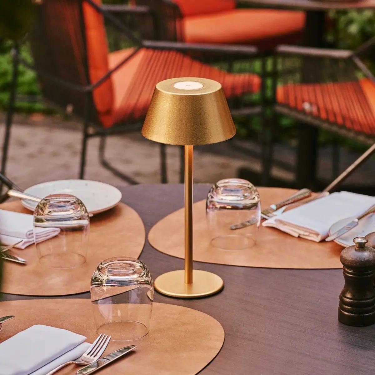 Milou kabellose Tischlampe Gold