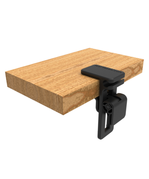 Flextrash Tableclip  an einer dicken Tischplatte geklemmt | Wohnmobil Ausstattung |  Wildnest Glamping