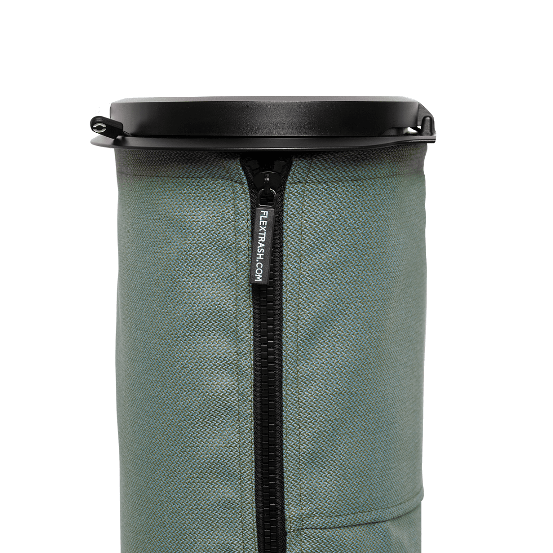 Der Flextrash 3L in OCean Green ist ein toller Begleiter für die Campingreise. Ein schöner und gleichzeitig nachhaltiger Mülleimer für die Reise im Camper | Jetzt kaufen bei Wildnest Glamping