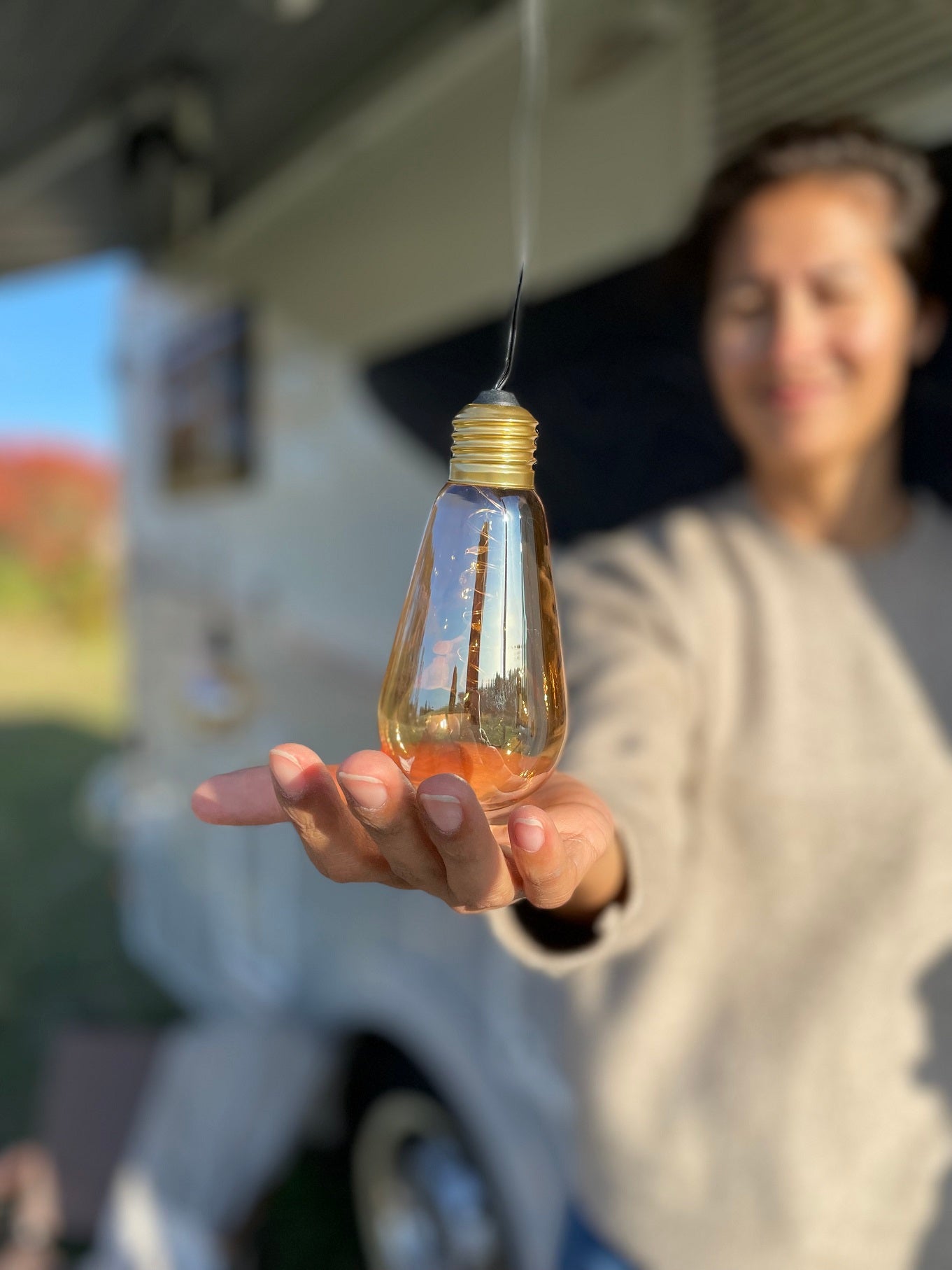 Eine schöne batteriebetriebene LED Dekoleuchte für die Reise im Wohnwagen oder Wohnmobil | Jetzt kaufen bei Wildnest Glamping